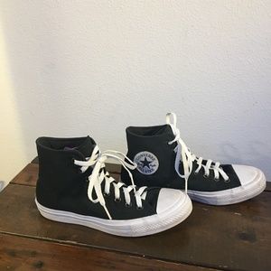 Converse Chuck Taylor High Top Sneakers size 9